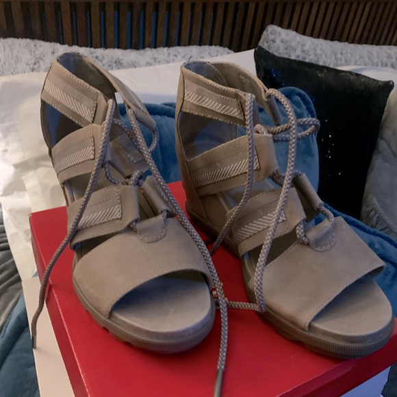 Sorel LaceUp Sandals- Worn Once - Picture 1 of 4